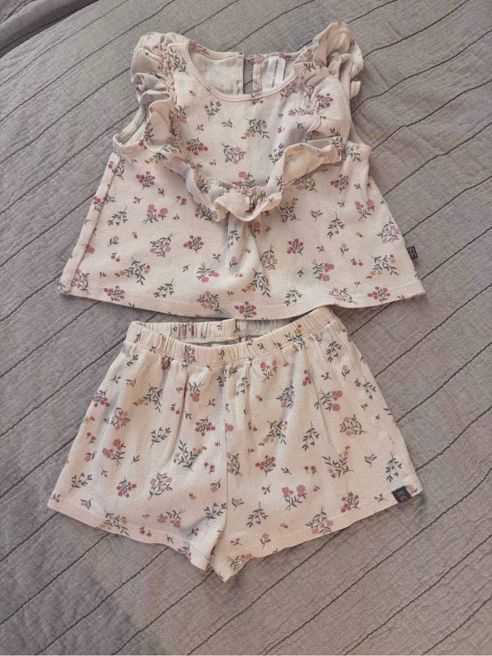 Cream Floral Ruffle Girls Shirt & Shorts Set